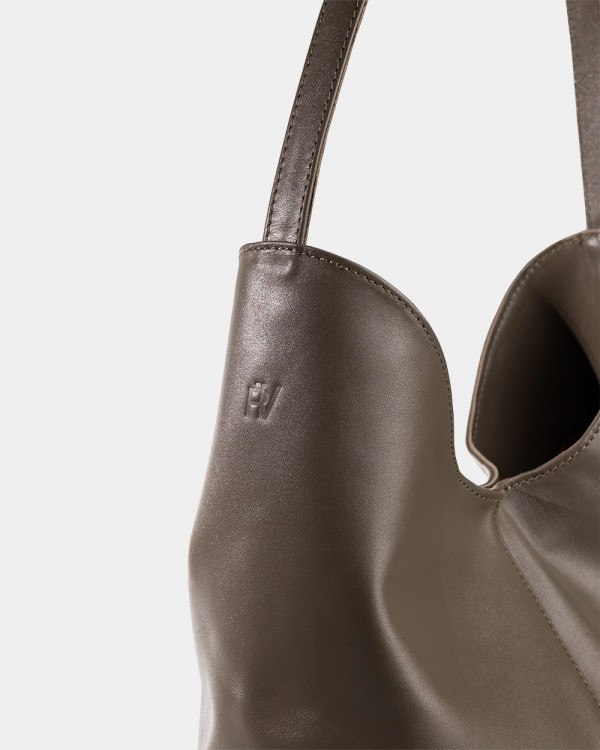 TATE LEATHER, WALNUT