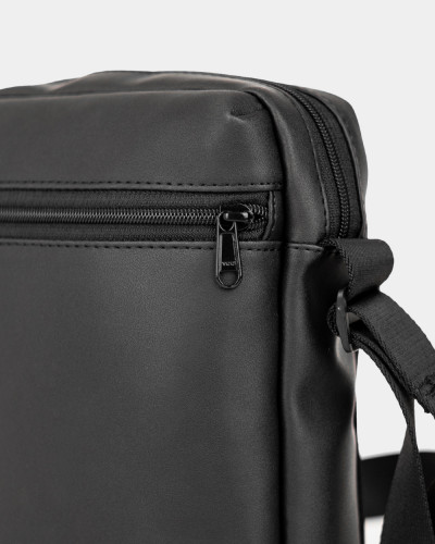 MESSENGER "DOPP 01" ECO-LEATHER, BLACK