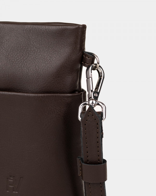 POUCH BAG BROWN