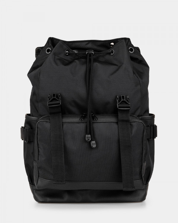 UNIVERSAL BLACK