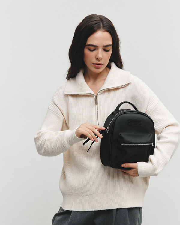 SMALL 01 MATT BLACK