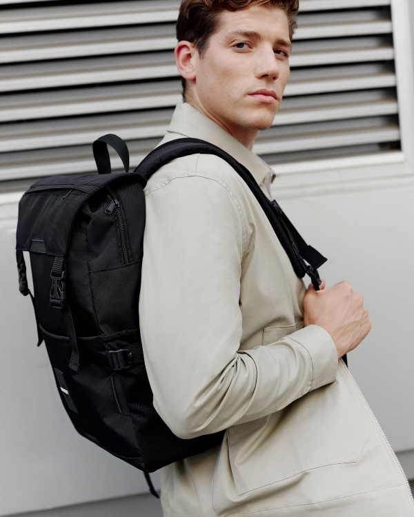 TRAVEL TEC M POLYESTER, BLACK