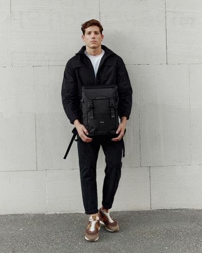 "TRAVEL TEC L" POLYESTER, BLACK