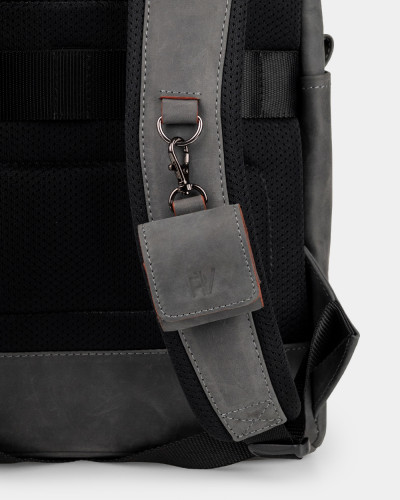 "TOWN" LEATHER, GRAY