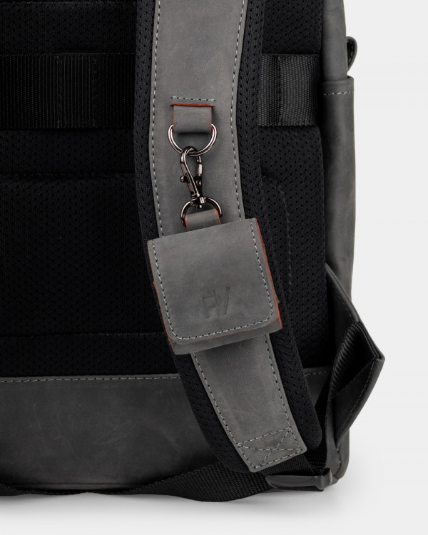 TOWN LEATHER, GRAY
