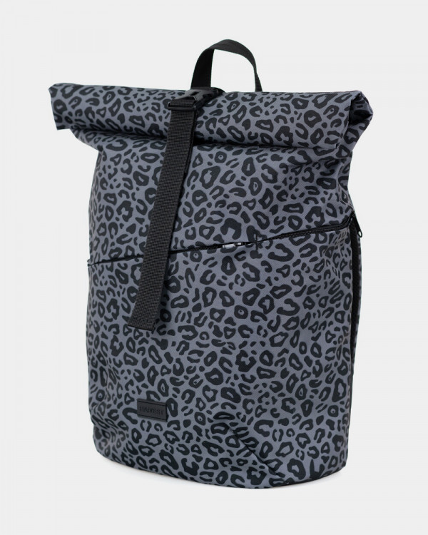 BASIC ROLLTOP PRINT LEOPARD GRAY