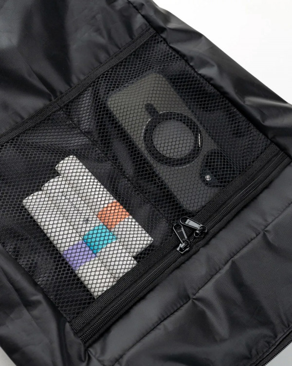 "CAMPER" (18 L) BLACK