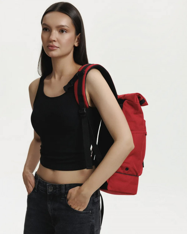 CAMPER (18 L) RED