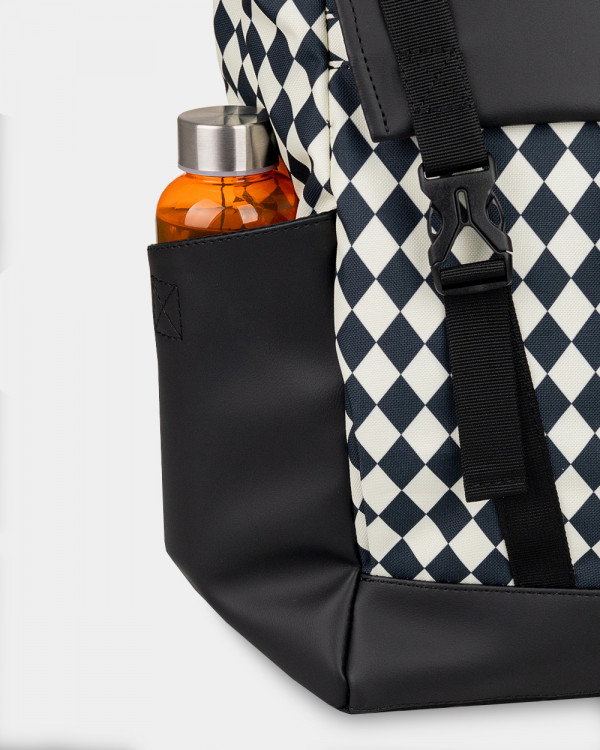 "LOWCOSTER ROLL LARGE" (27 L.) PRINT CHESS