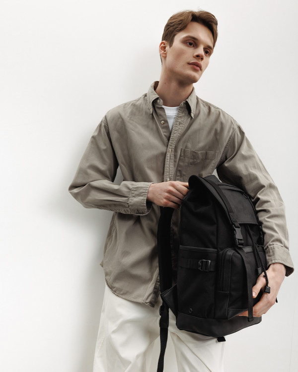 UNIVERSAL (21 L) VINTAGE, BLACK